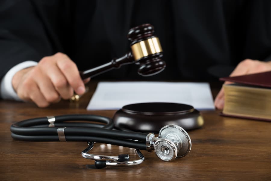 What Happens in a Malpractice Lawsuit?