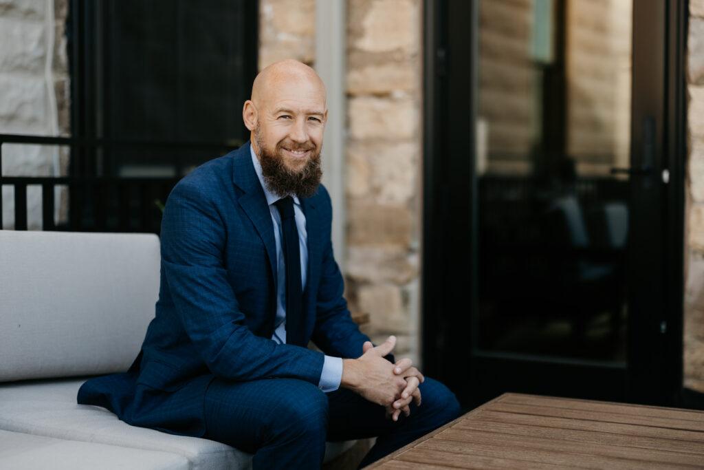 Russell Nicolet, abogado de lesiones personales en el Medio Oeste